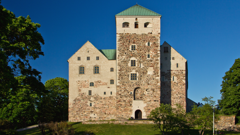 finland-turku-castle-sunny-day