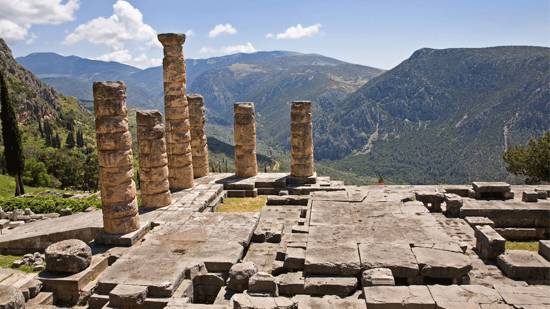 greece-delphi-temple-apollo