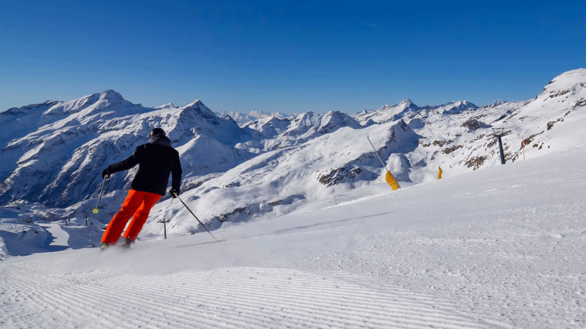 italy-champoluc-monterosa-skiing-area