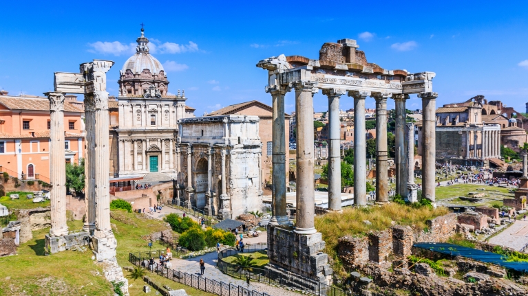 italy-rome-roman-forum