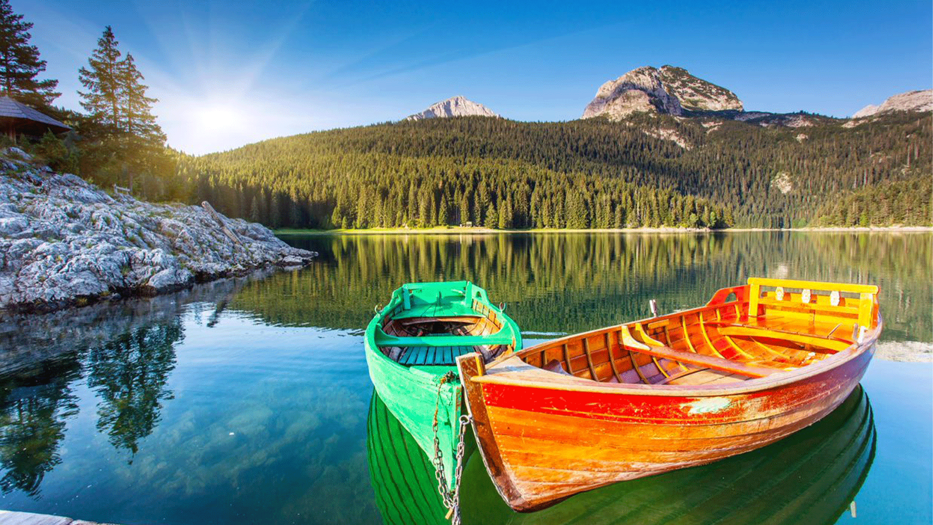 montenegro-durmitor-national-park-lake-boats-mountains