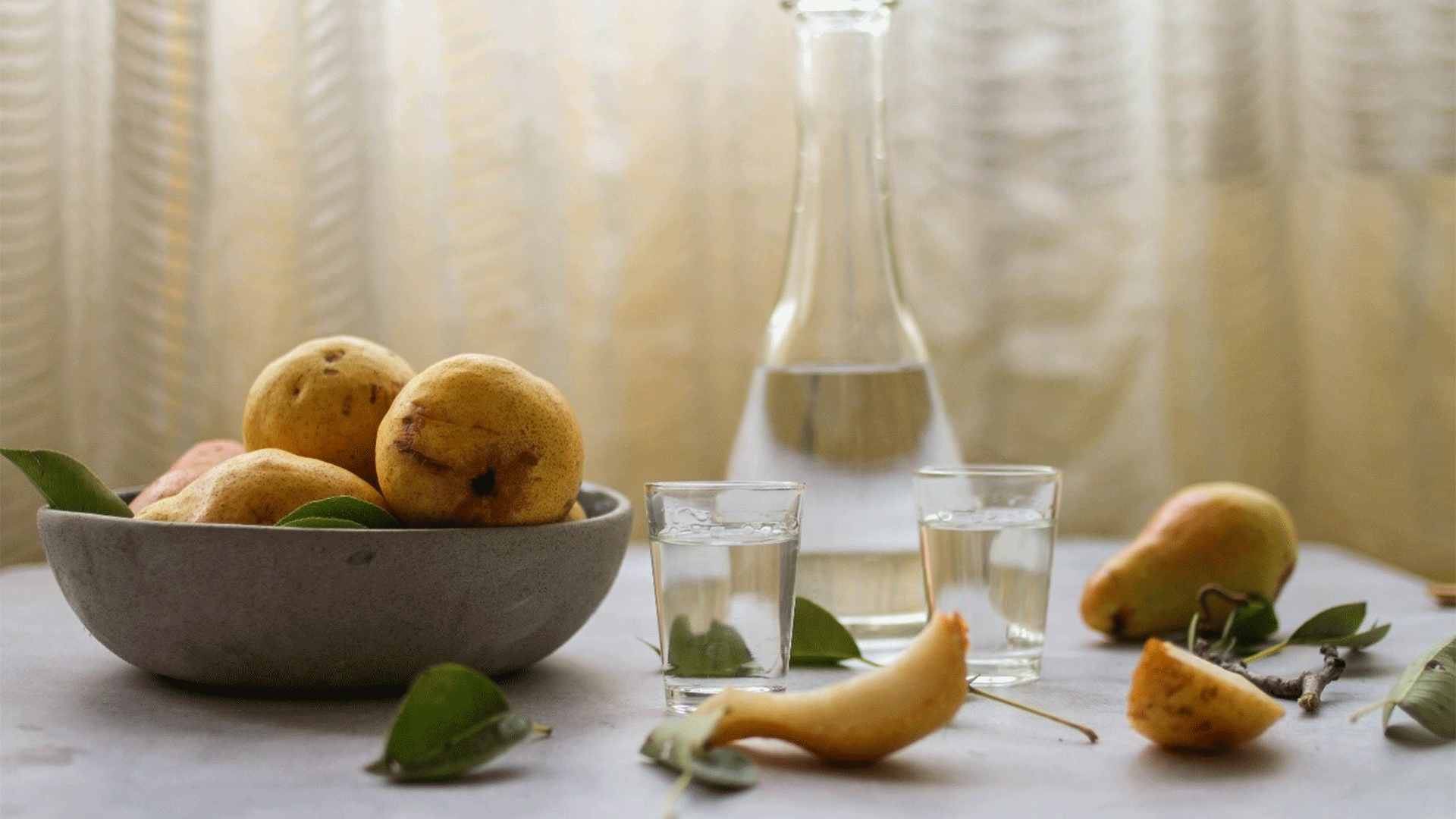 rakia-pears-spices
