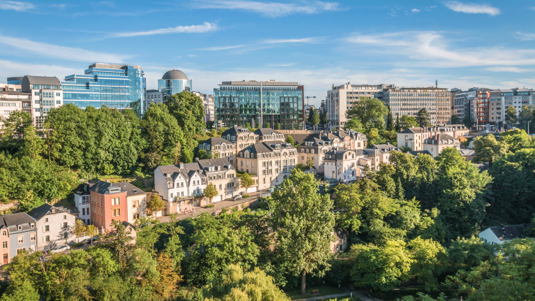 luxembourg-panorama-sunny-day-city-center