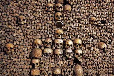 _european_halloween_destiantions_-_the_catacombs_of_paris_france