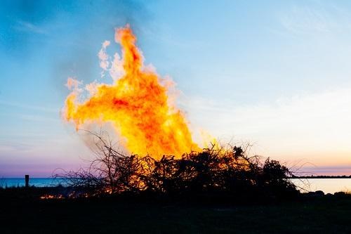 bonfire_on_walpurgis_night_in_sweden