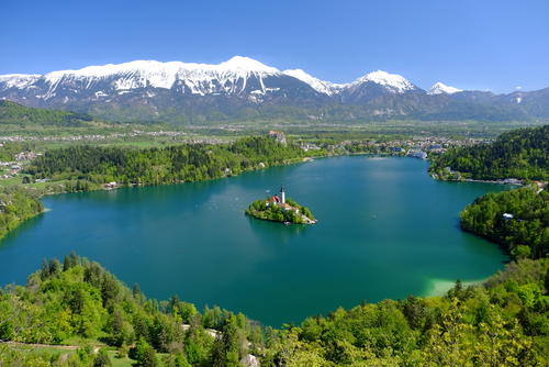 lake_bled_in_spring