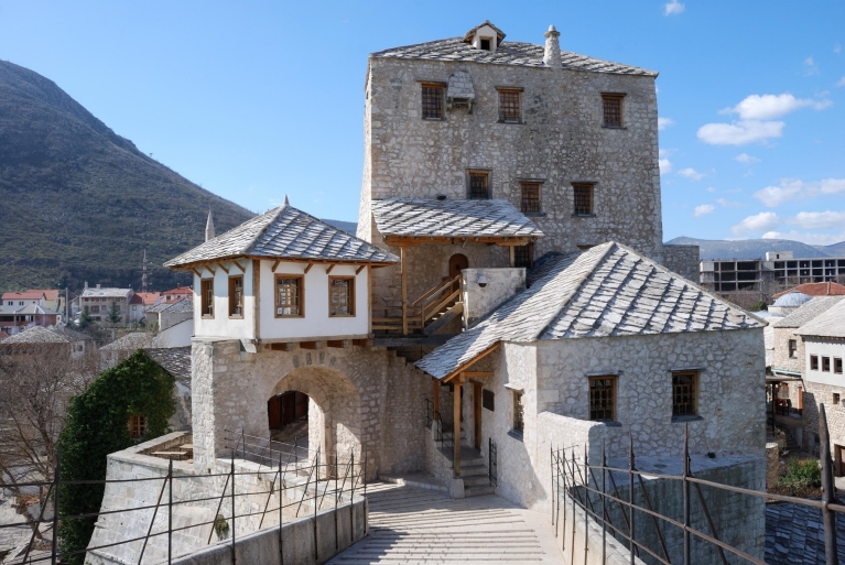     Puente viejo, Mostar, Bosnia Herzegovina  