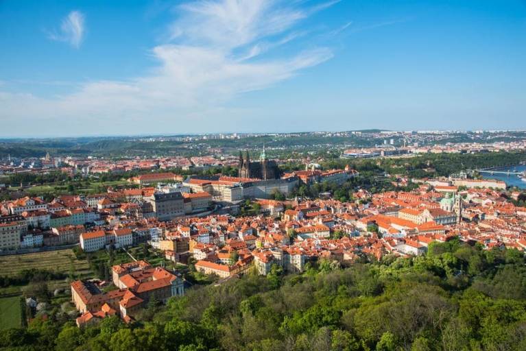 Uitzicht op Praag vanaf de Petrinheuvel | 24 uur in Praag