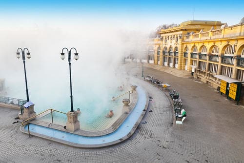 szechenyi_thermal_bath_budapest_hungary