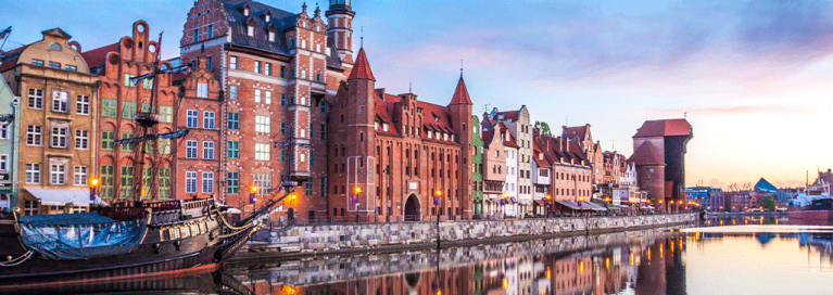 masthead-poland-gdansk-water-side-old-center