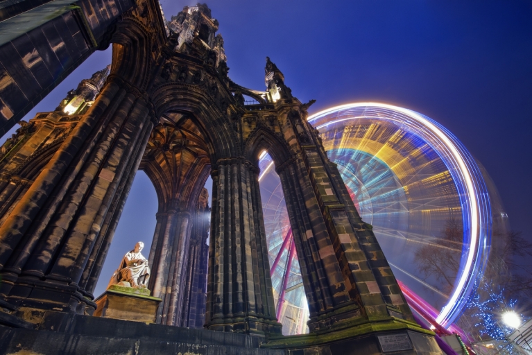Scott Monument an Weihnachten