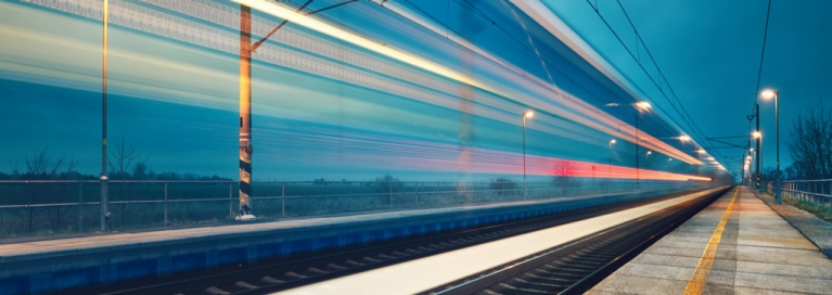 z-night-train-station-blur