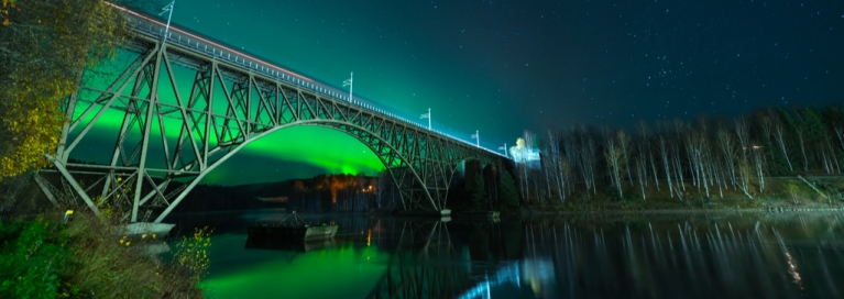 Night train in Sweden_Northern Lights